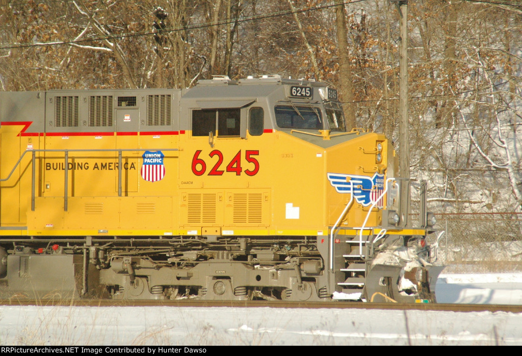 UP 6245 (C44ACM) Front End